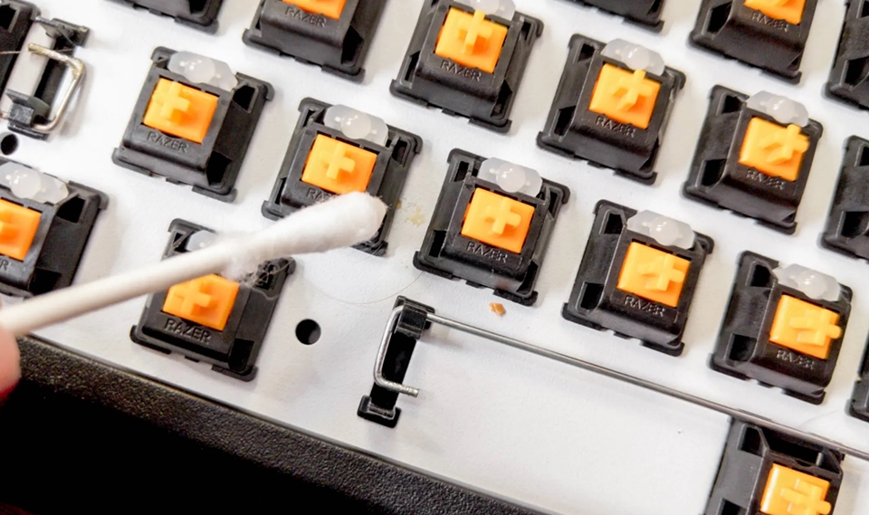 Bàn phím cơ bị kẹt nút - Ảnh 03