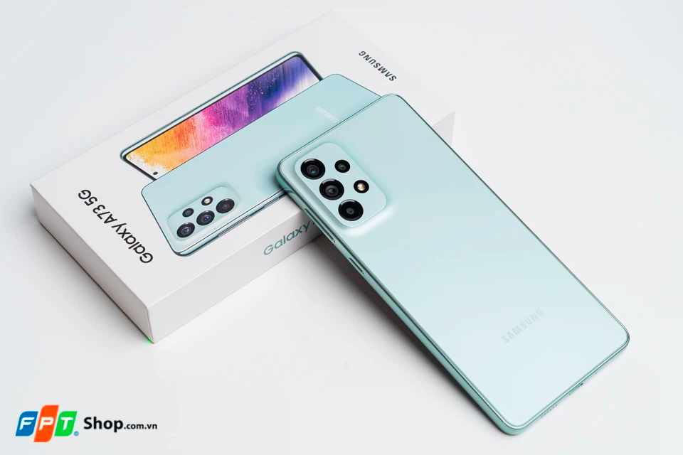 So sánh OPPO Reno8 5G và Samsung Galaxy A73 5G: Chọn lựa nào tốt nhất trong phân khúc cận cao cấp?