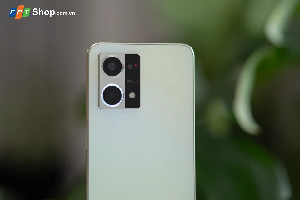 OPPO Reno8 series ra mắt: Chuyên gia chân dung mới, cấu hình cải tiến, giá từ 8.99 triệu đồng