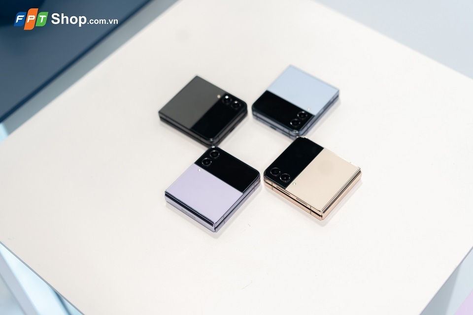 Nên mua Galaxy Z Flip4 không? Smartphone gập nhỏ gọn, thời trang và cực kì mạnh mẽ