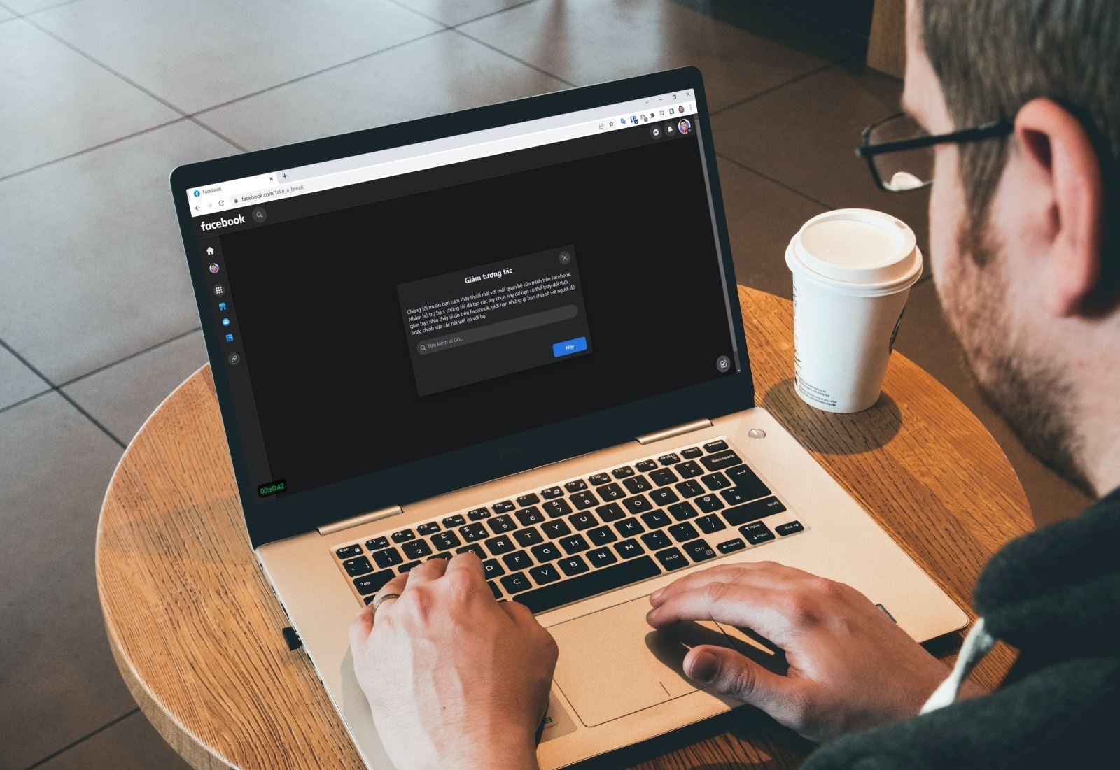Cách giảm tương tác với người yêu cũ trên Facebook