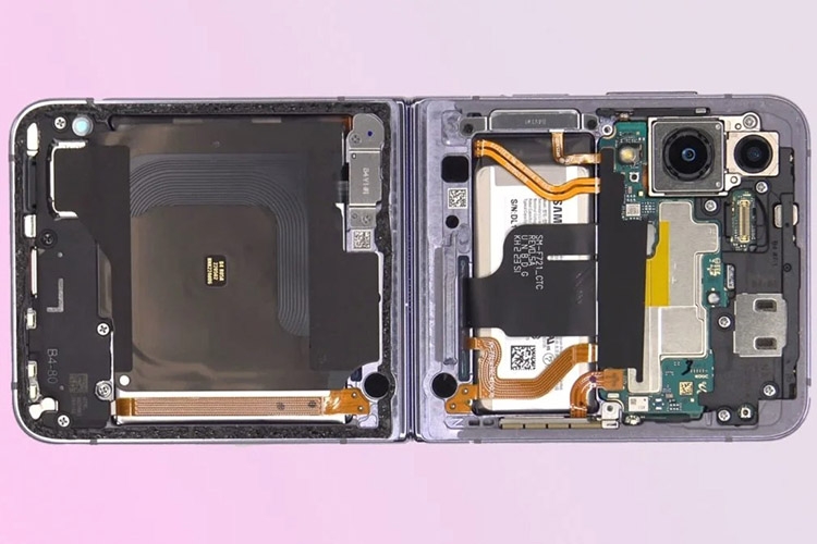 Mổ bụng Galaxy Z Flip4 Mổ bụng Galaxy Z Flip4
