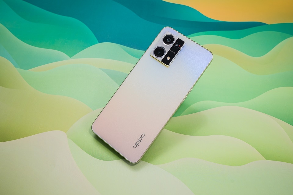 Đánh giá hiệu năng và pin OPPO Reno8: Snapdragon 680 mượt mà, ổn định và pin đến 9 tiếng