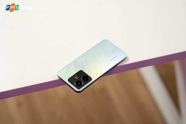 vivo Y22s 3