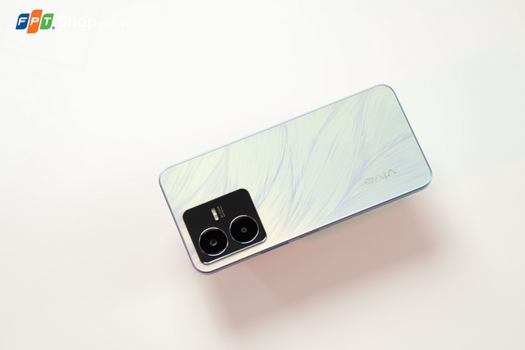 vivo Y22s có cụm camera kép