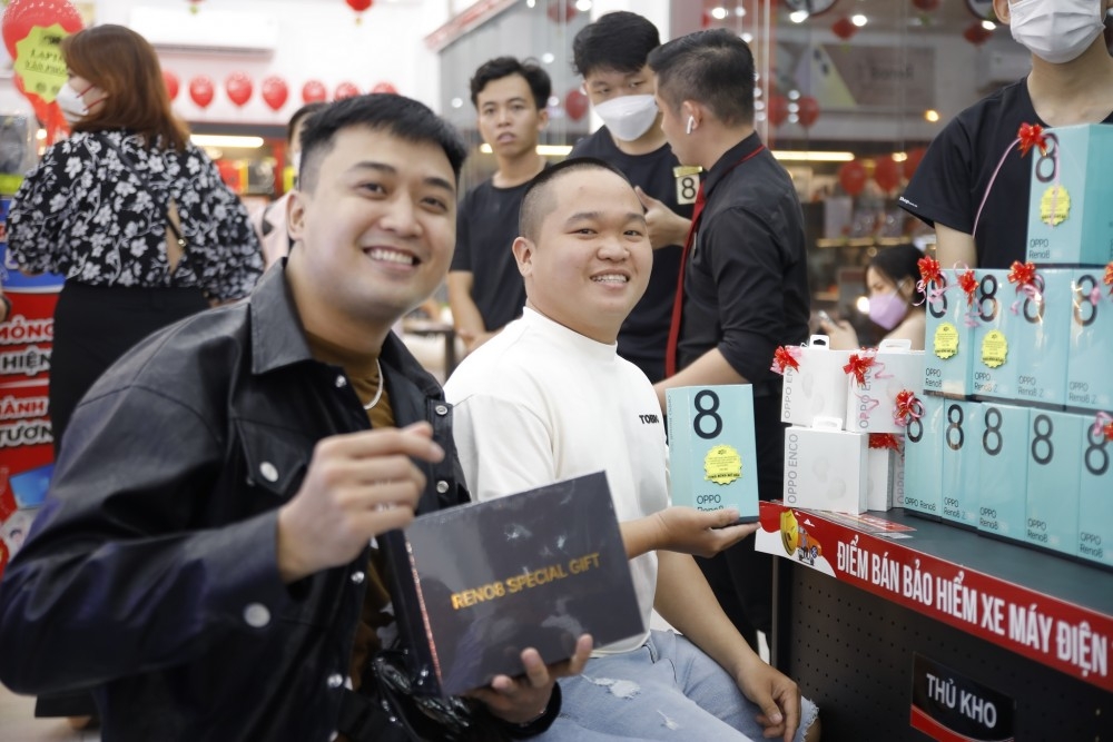 OPPO Reno8 series chính thức mở bán tại FPT Shop