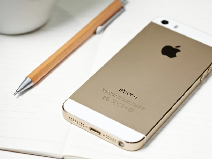 iPhone 5S (2013)