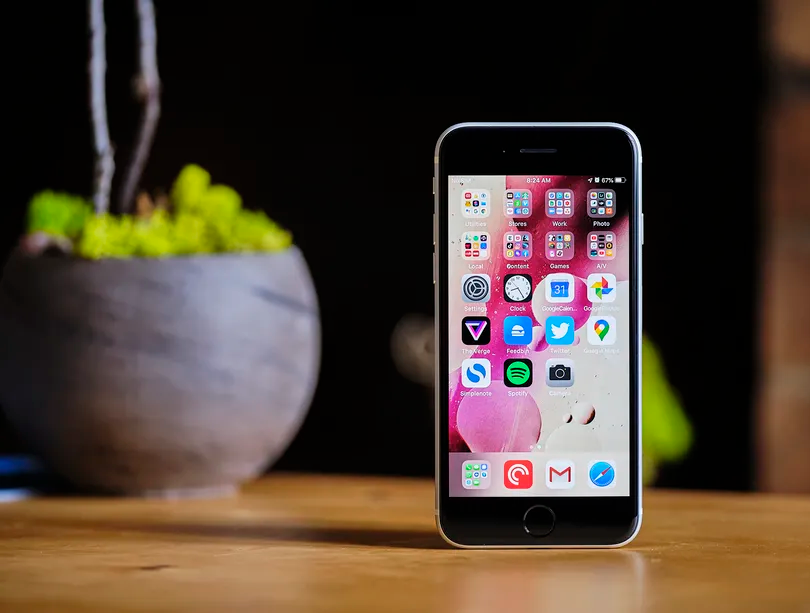 iPhone SE (2020)