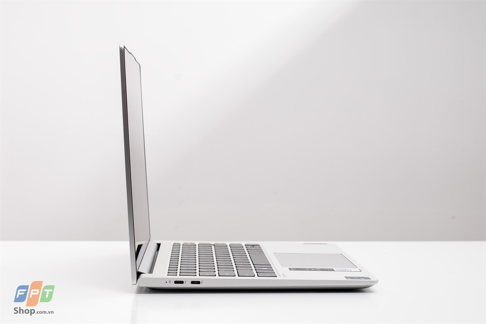 Đánh giá Lenovo Yoga Slim 7 Pro 14IHU5 màn hình 14 inch 2.8K OLED