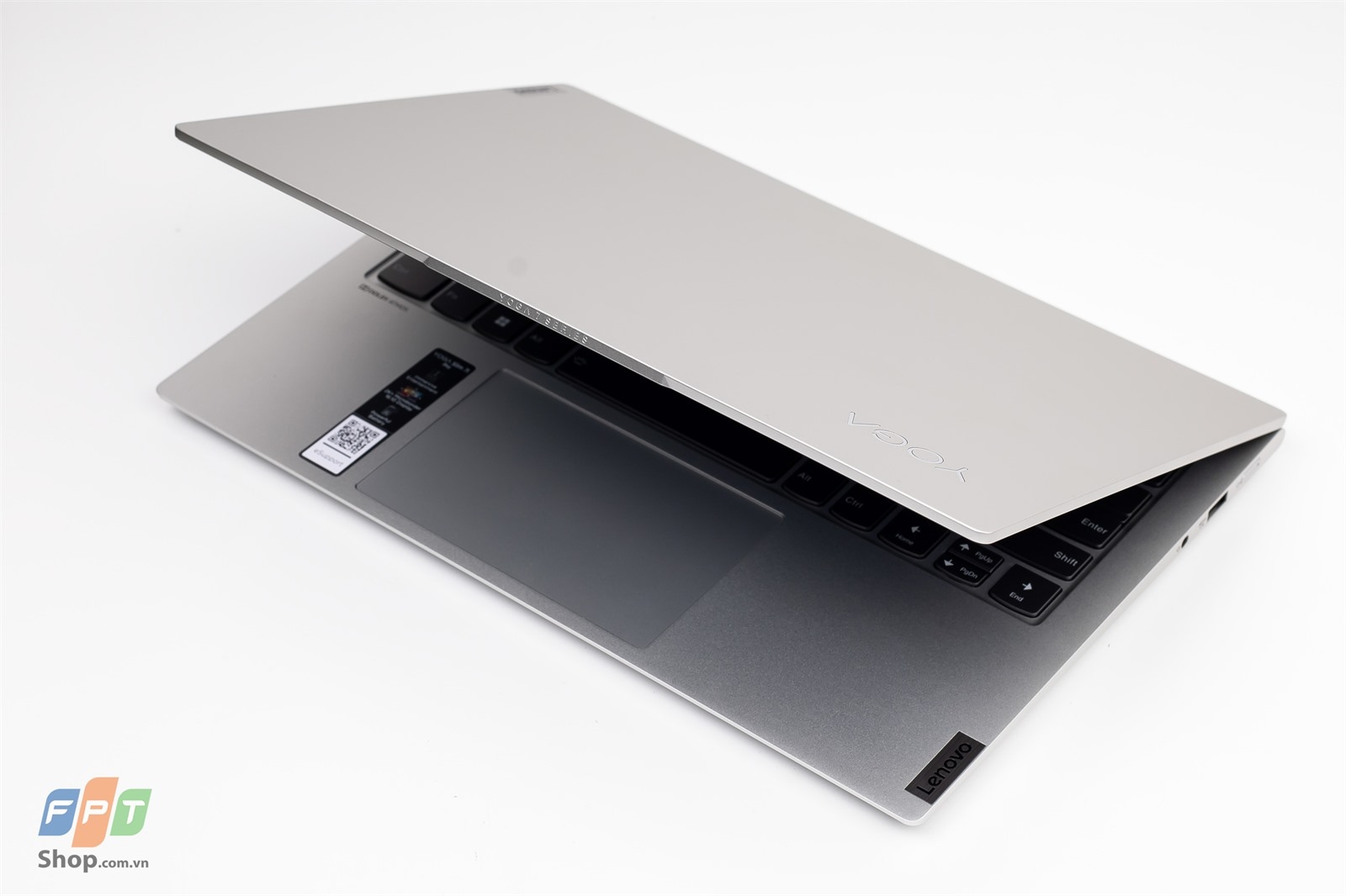 Đánh giá Lenovo Yoga Slim 7 Pro 14IHU5 màn hình 14 inch 2.8K OLED