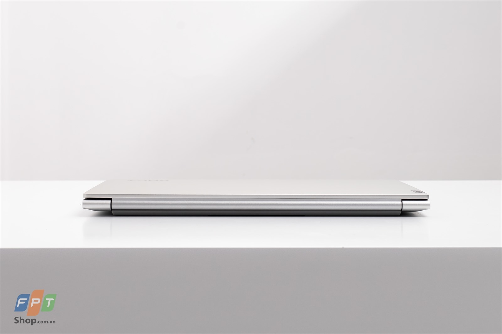 Đánh giá Lenovo Yoga Slim 7 Pro 14IHU5 màn hình 14 inch 2.8K OLED