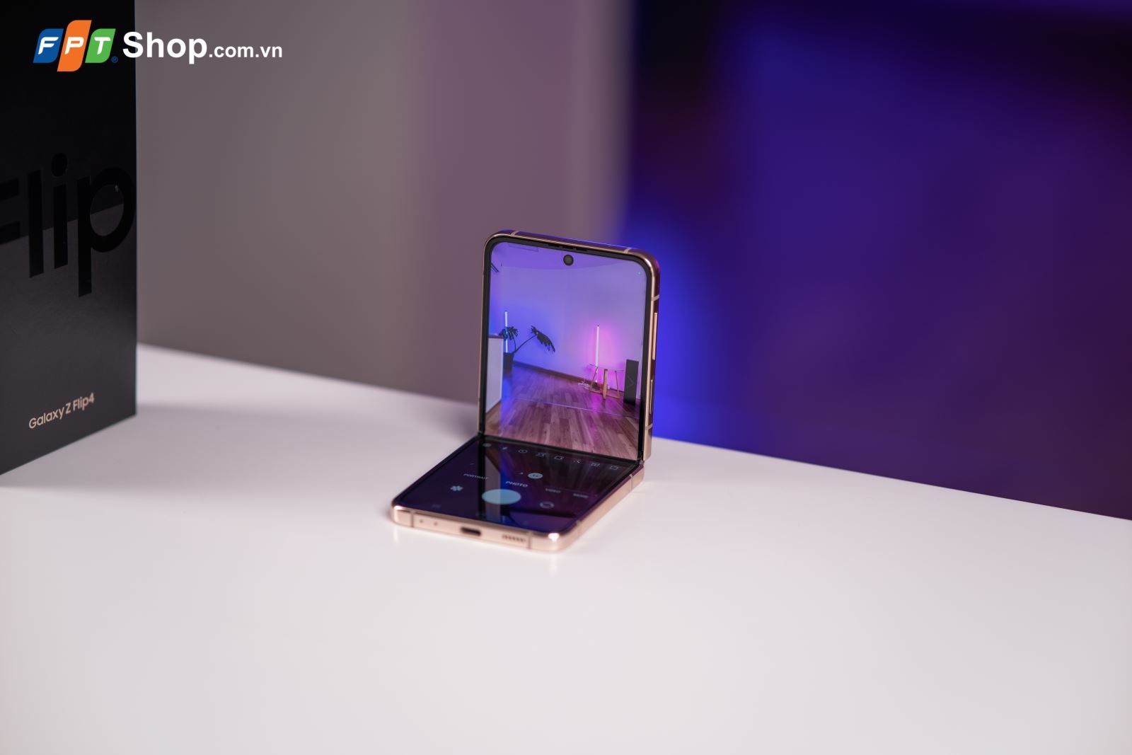 Samsung Galaxy Z Flip4: Linh hoạt biến hóa, thăng hạng mọi trải nghiệm