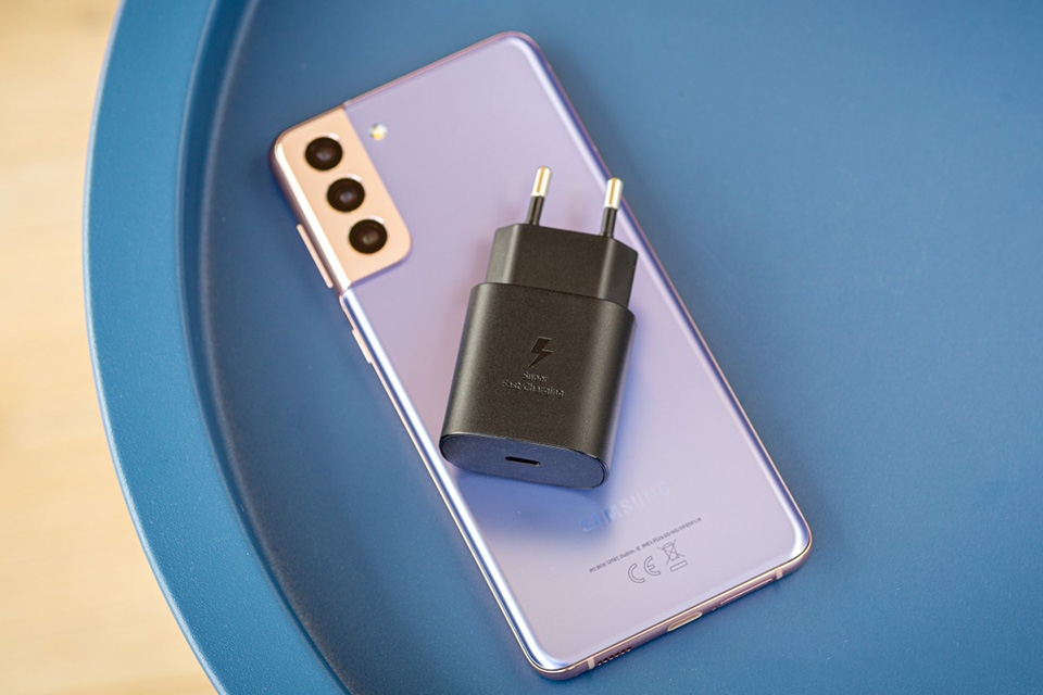 Sửa lỗi thiết bị đang sạc chậm Samsung - Ảnh 04 Sửa lỗi thiết bị đang sạc chậm Samsung - Ảnh 04