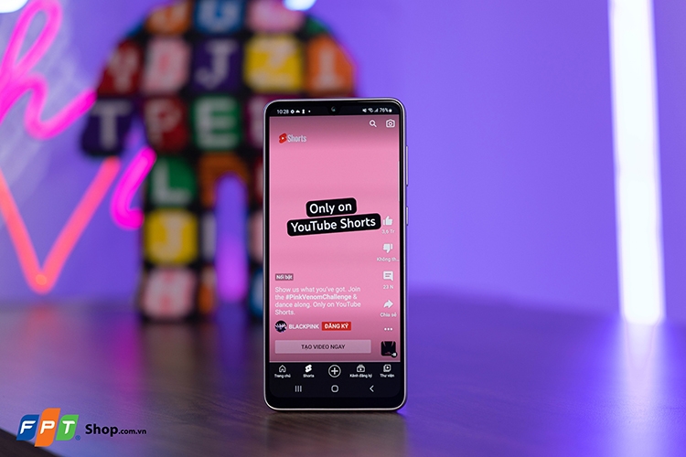 Chụp bài giảng cực nét với Camera chống rung OIS của Samsung Galaxy A33 5G 6