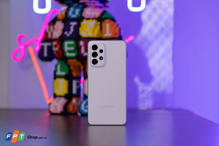 Chụp bài giảng cực nét với Camera chống rung OIS của Samsung Galaxy A33 5G