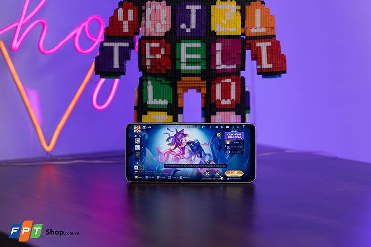 Chụp bài giảng cực nét với Camera chống rung OIS của Samsung Galaxy A33 5G 5