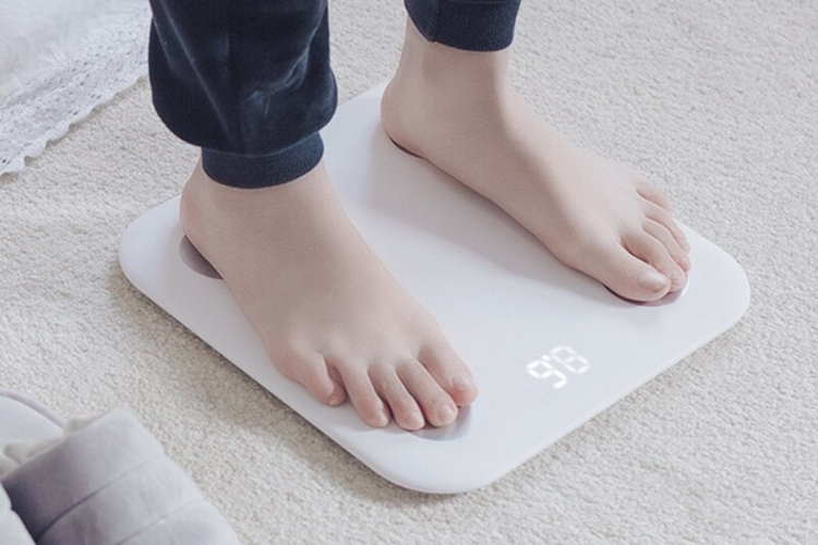 Đánh giá cân điện tử Mi Scale 2
