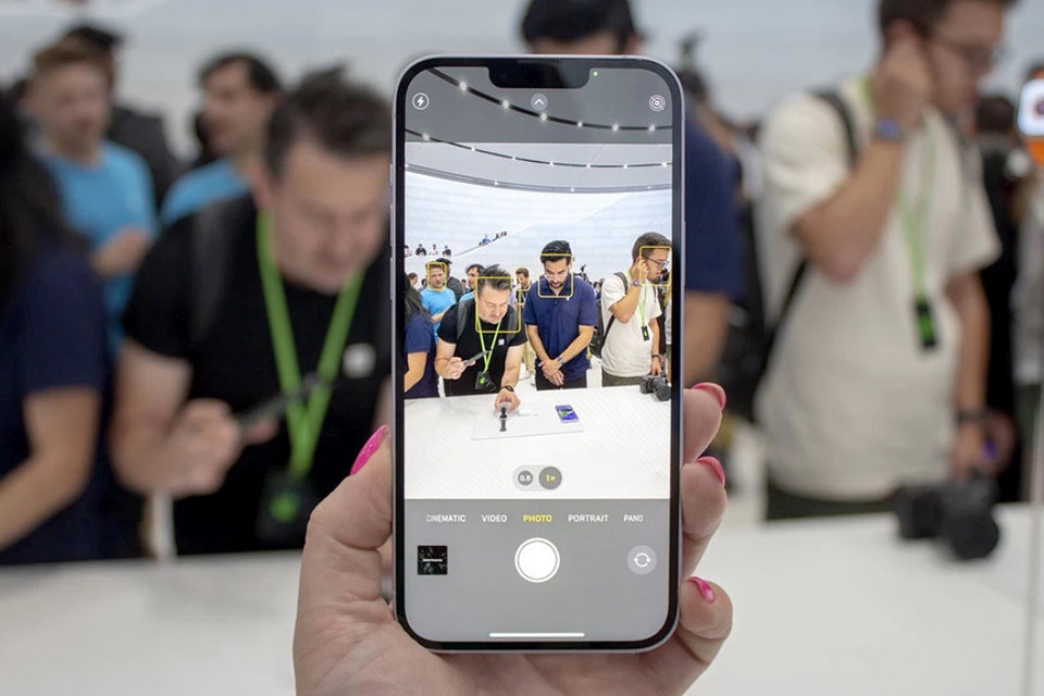 iPhone 14 và iPhone 14 Plus - Ảnh 03 iPhone 14 và iPhone 14 Plus - Ảnh 03