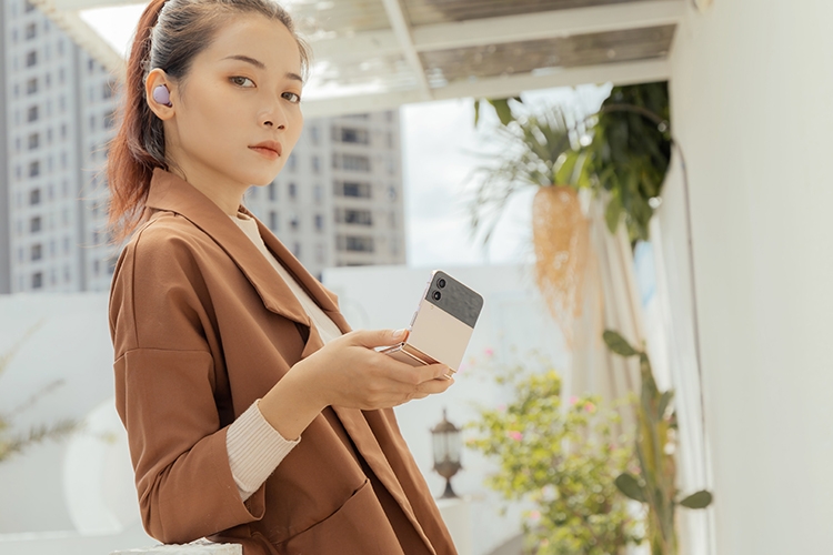 Dẫn đầu lối sống linh hoạt nhờ công nghệ gập Flex Mode từ dòng Samsung Galaxy Z thế hệ mới 2