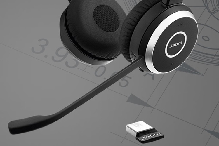 So sánh tai nghe Bluetooth và Wireless 8