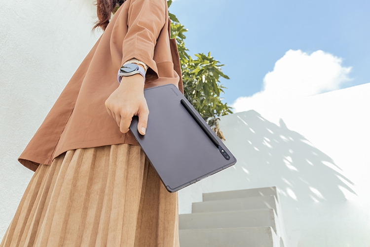Bắt trend “Work Smart” với Samsung Galaxy Tab S8 và Microsoft 365 10