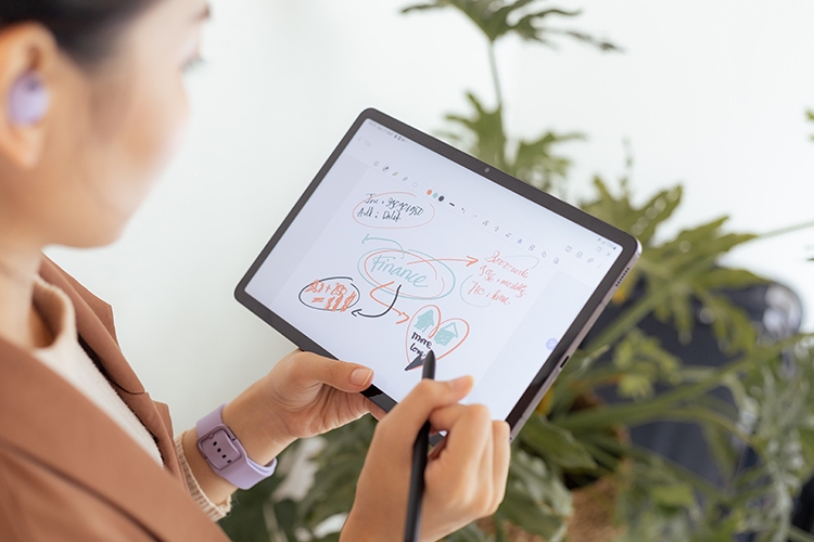 Bắt trend “Work Smart” với Samsung Galaxy Tab S8 và Microsoft 365 9