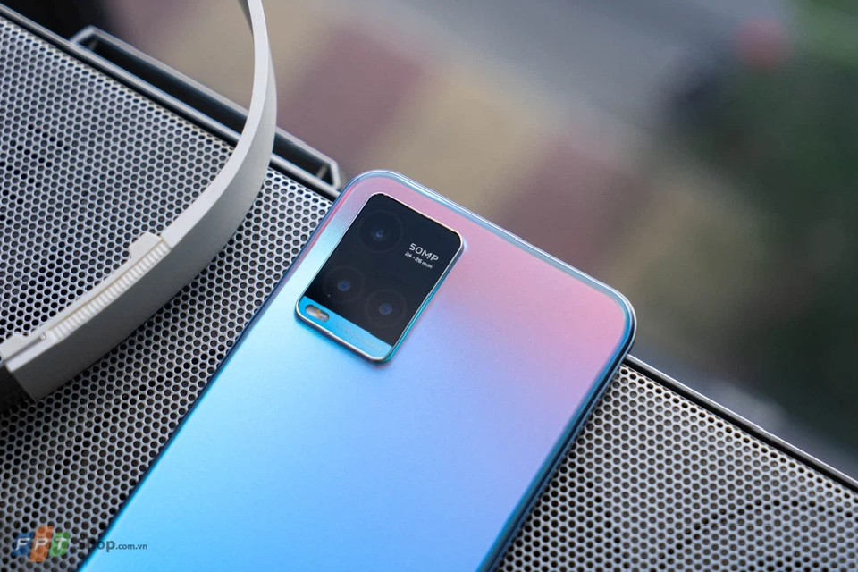 So sánh Vivo Y22s với Vivo Y33s hình 2