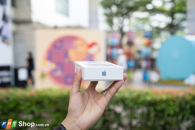 Trên tay iPhone 14 siêu hot 5