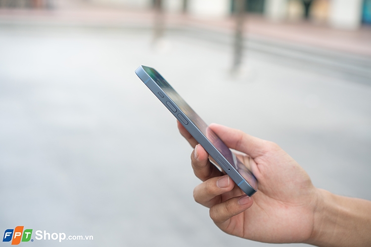 Trên tay iPhone 14 siêu hot 16