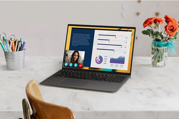 Laptop Dell Vostro V5620 i5 1240P