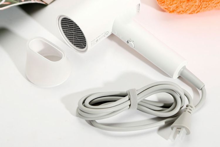 Lưu ý để sử dụng máy sấy tóc an toàn, hiệu quả