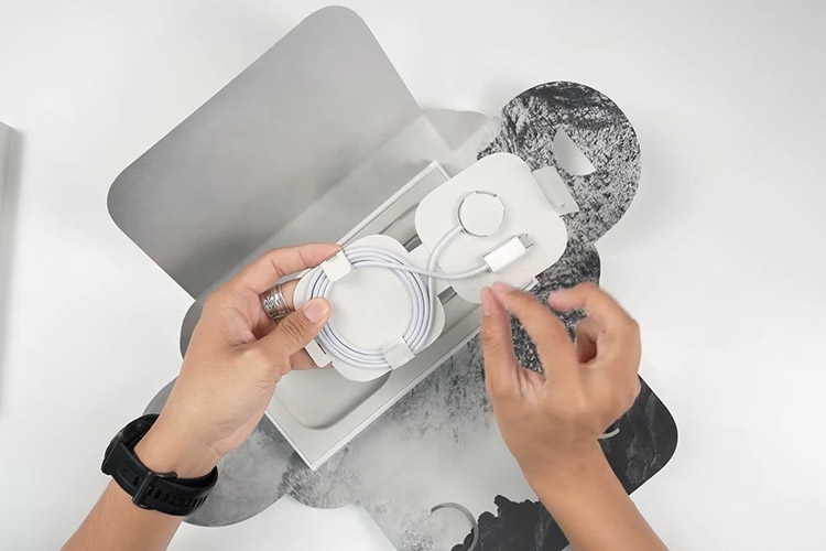 Trên tay Apple Watch Ultra 3