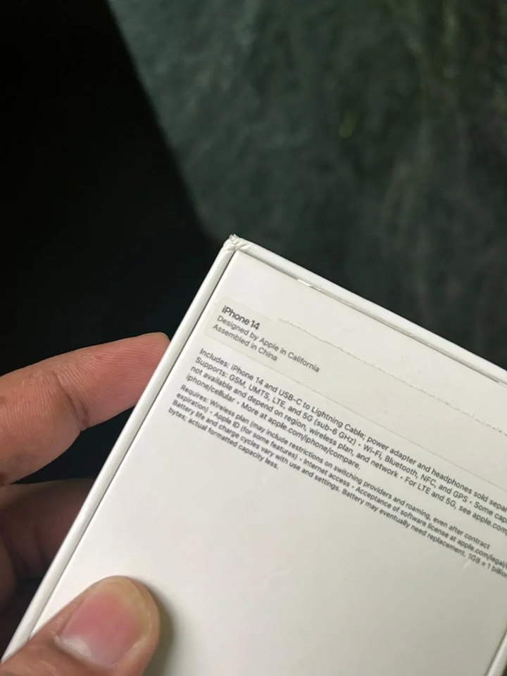 Đặt mua iPhone 13, vị khách may mắn nhận được iPhone 14 (ảnh 3)