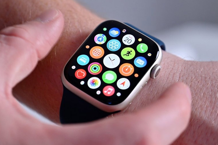 Đánh giá Apple Watch Series 8 3