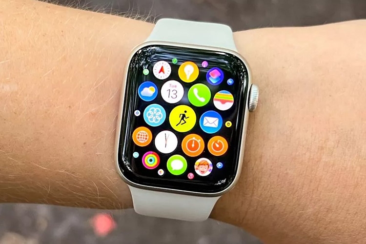 Apple Watch Series 8 và Apple Watch SE 2 6