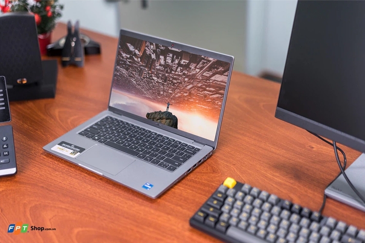 Mẫu laptop dòng Dell Latitude (Ảnh 4)