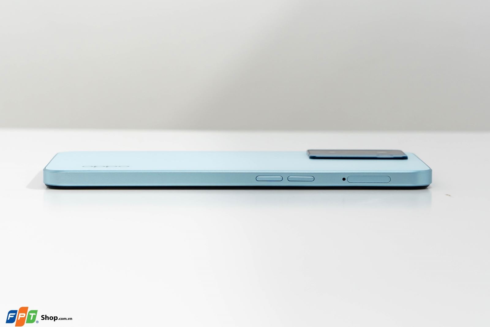 Mở hộp OPPO A77s: Tân binh tầm trung với nhiều điểm hấp dẫn