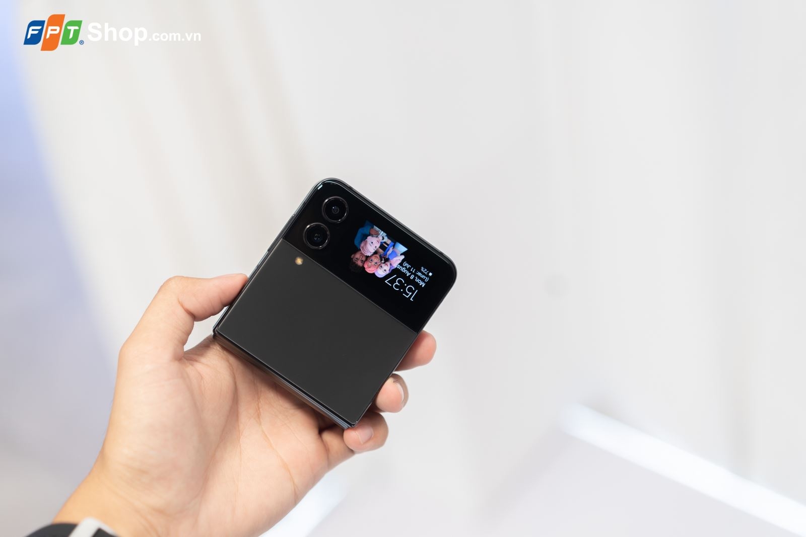 Bỏ túi ngay các tip chụp ảnh và cá nhân hóa siêu hay có trên Galaxy Z Flip4!