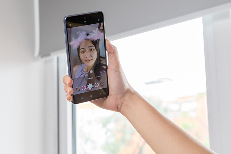 Samsung Galaxy A53 5G cực đỉnh với camera chống “dìm” ảo diệu 899