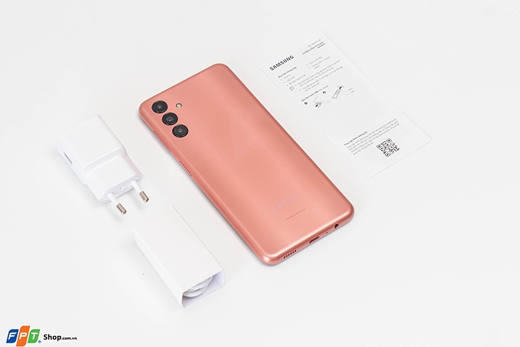 Tặng quà 20/10 - Chọn ngay Galaxy A04s 6