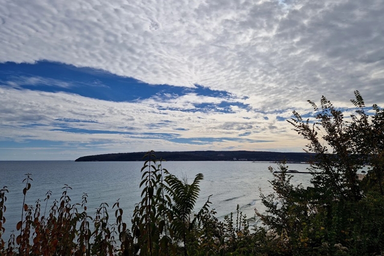 So sánh iPhone 14 Plus và Galaxy S22 Plus 8