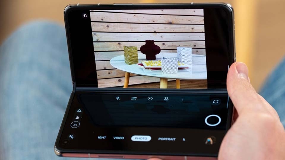 Smartphone màn hình gập dọc đầu tiên của OPPO sẽ có pin lớn, camera 50MP
