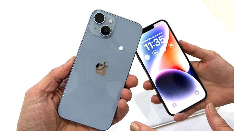 Tính năng iPhone 15 Plus (ảnh 1) Tính năng iPhone 15 Plus (ảnh 1)