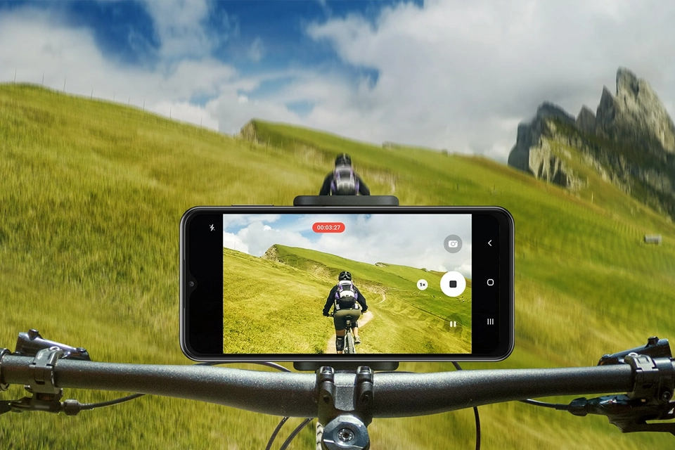 Samsung Galaxy A23 5G: Smartphone 5G dành cho mọi người là đây!