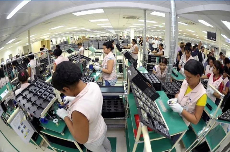 Nhà máy sản xuất Samsung (ảnh 5)