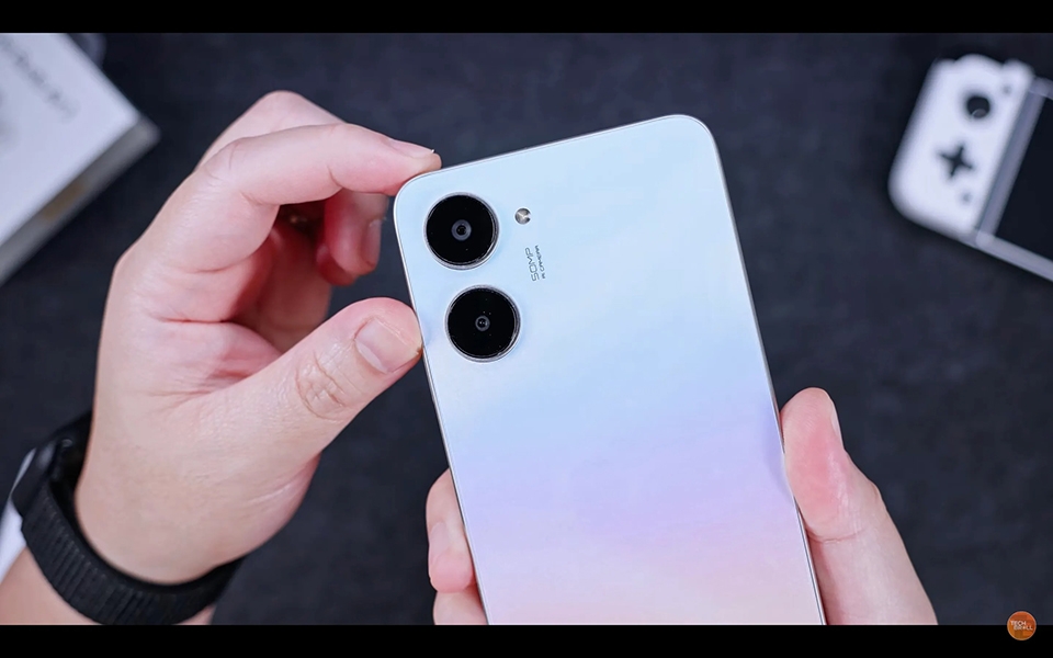 Realme 10 (ảnh 2)