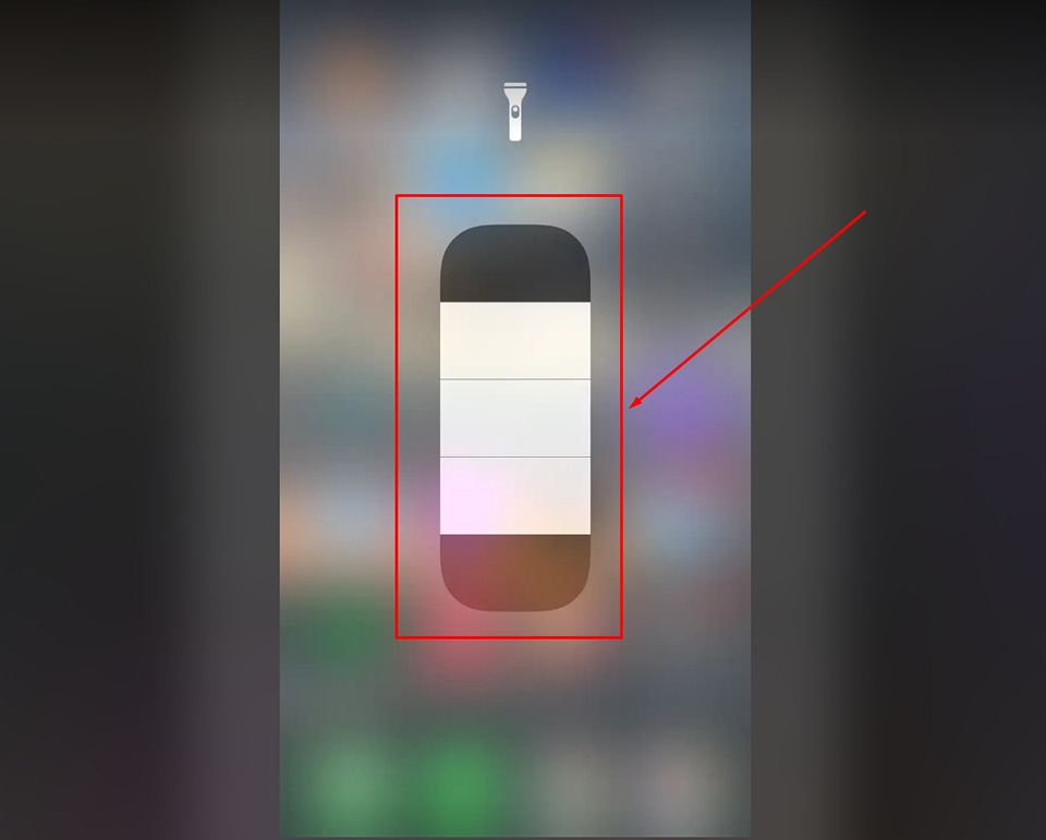 Bật đèn pin iPhone - Ảnh 04
