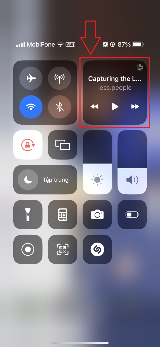 Cách tắt chế độ tai nghe trên iPhone