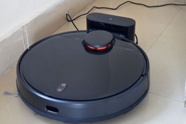 Robot hút bụi Xiaomi Mi Mop Pro thiết kế hiện đại, nhỏ gọn