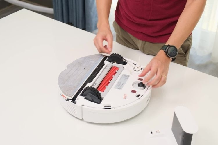 Robot hút bụi Xiaomi không ra nước